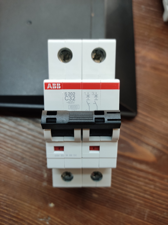 S202-C 32